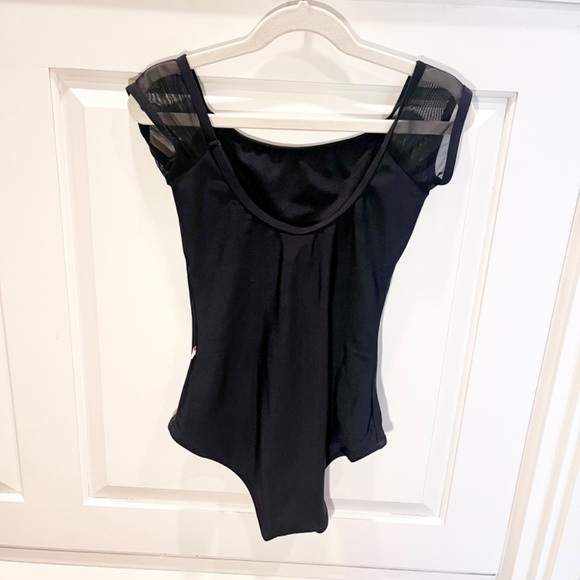 Yumiko Wendy Leotard Black with Mesh Sleeves Xsmall - Picture 2 of 5